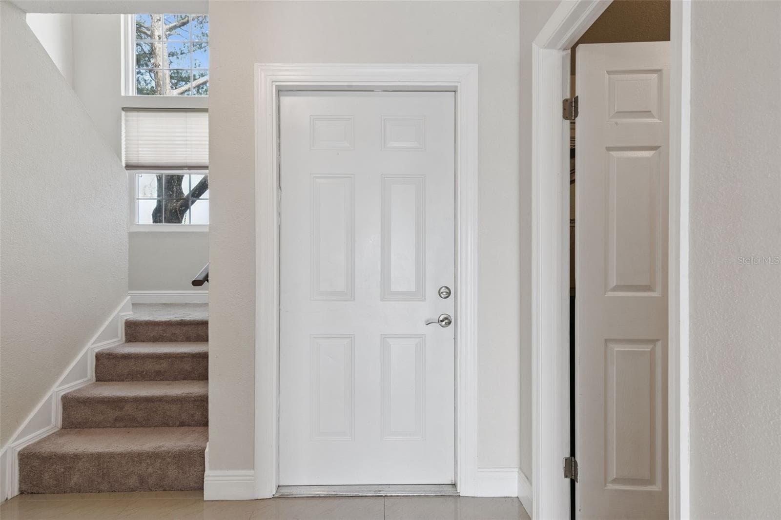 Entryway - 214 MAJORS LN #C, KISSIMMEE