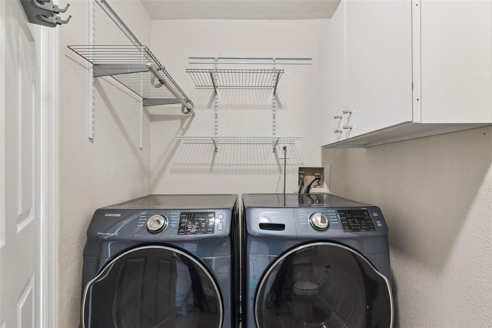 Laundry Room/Half Bathroom Combo - 214 MAJORS LN #C, KISSIMMEE