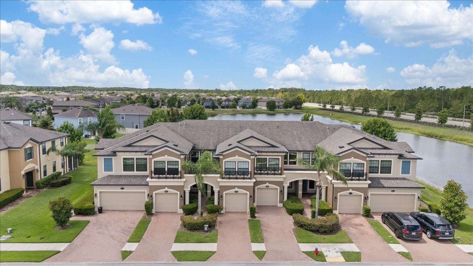 Townhouse at 18876 BEAUTYBERRY CT, LUTZ, photo 2 of 42