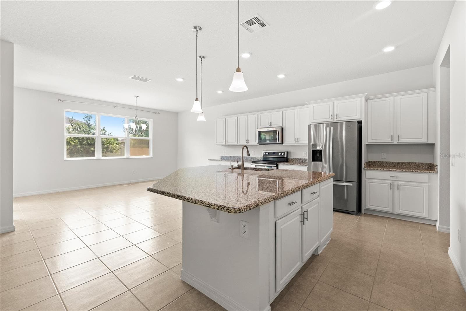 Single Family Residence at 12135 CARSON DR, ORLANDO, photo 2 of 26