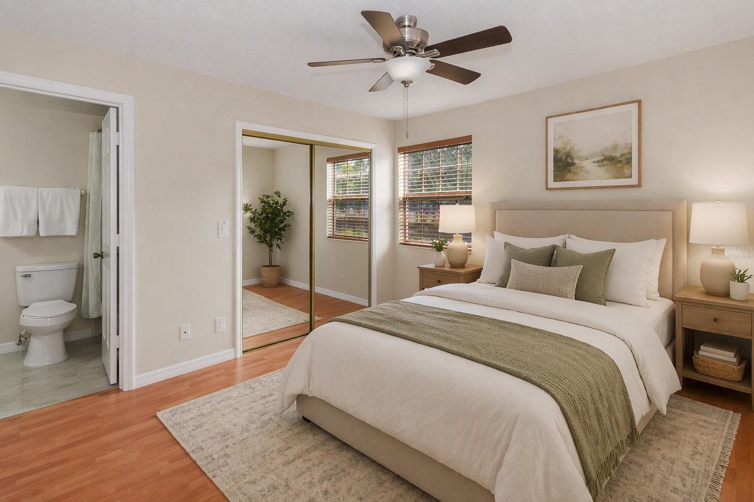 Primary Bedroom with ensuite bathroom and walk in closet - Virtually Staged - 605 YOUNGSTOWN PKWY #30, ALTAMONTE SPRINGS