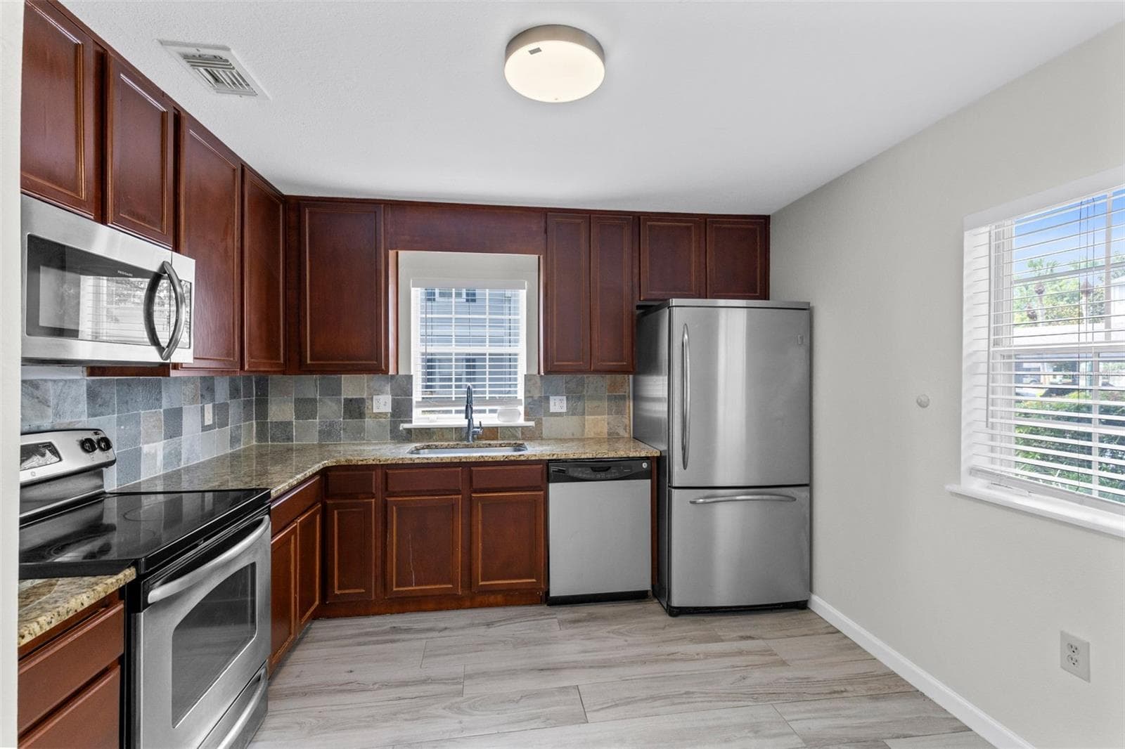 Kitchen - 4102 CLUBSIDE DR, LONGWOOD