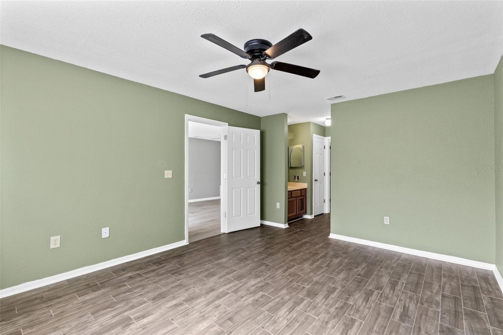 Condominium at 4102 CLUBSIDE DR, LONGWOOD, photo 13 of 27
