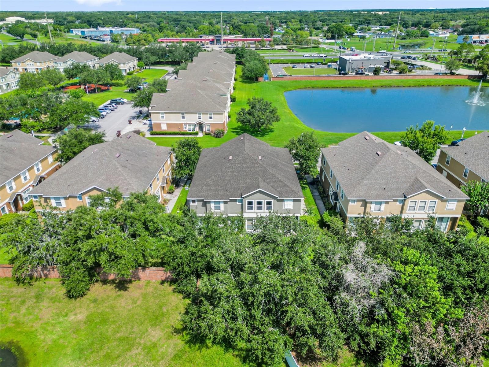 Condominium at 1933 ESTANCIA CIR #1933, KISSIMMEE, photo 29 of 34