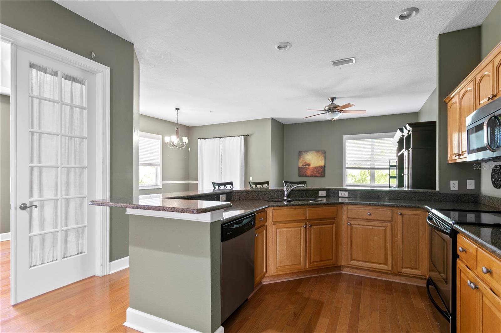 Townhouse at 11504 BELLAMAR ST, TAMPA, photo 6 of 40