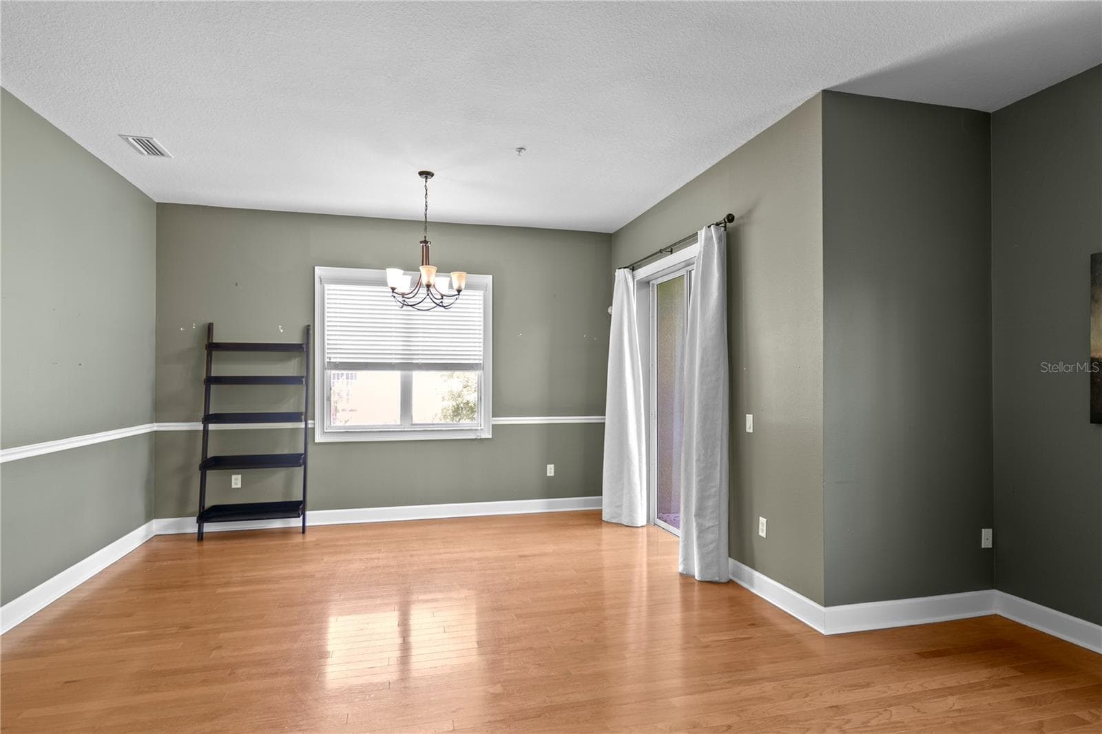 Townhouse at 11504 BELLAMAR ST, TAMPA, photo 15 of 40