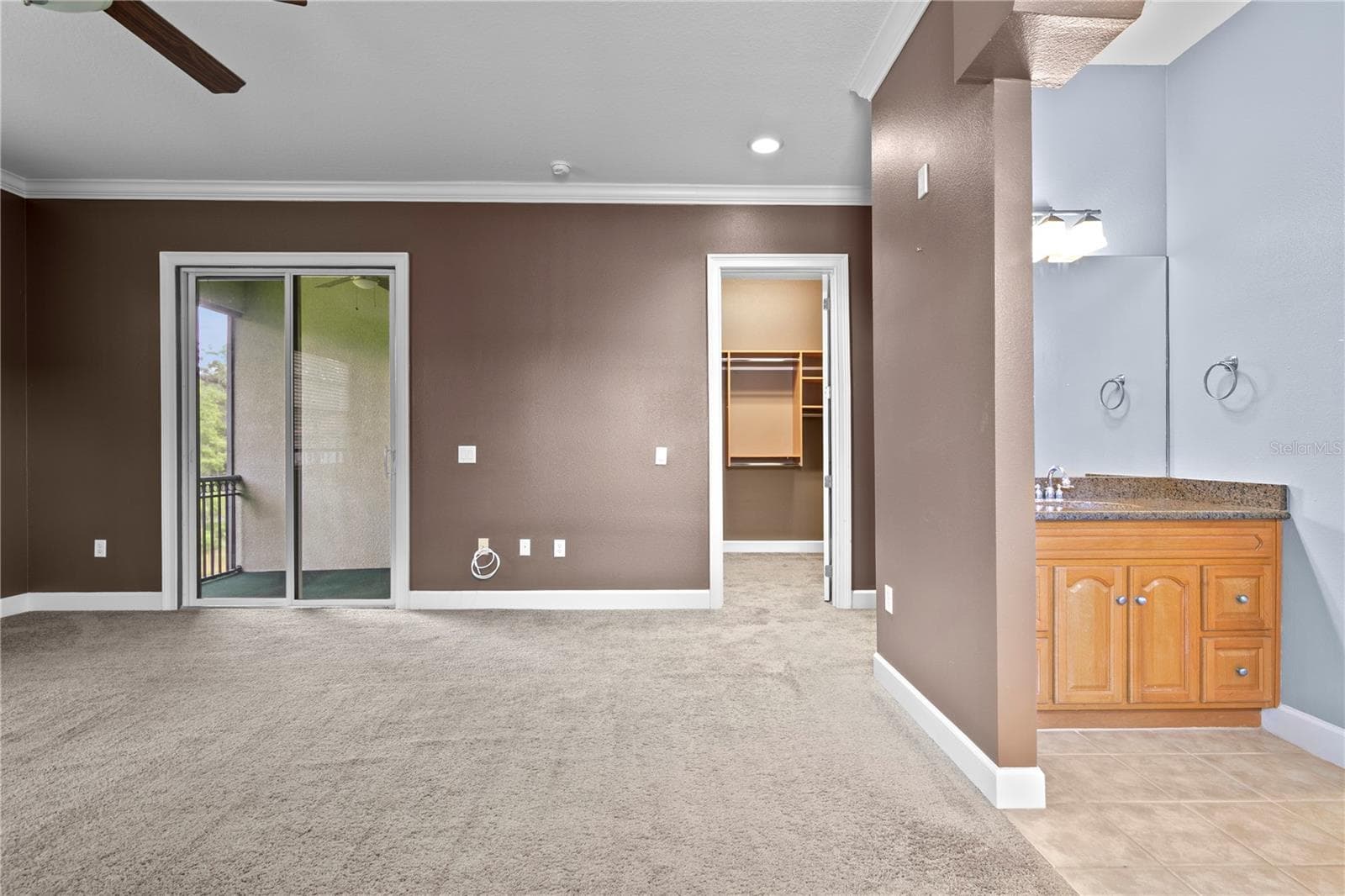 Townhouse at 11504 BELLAMAR ST, TAMPA, photo 24 of 40