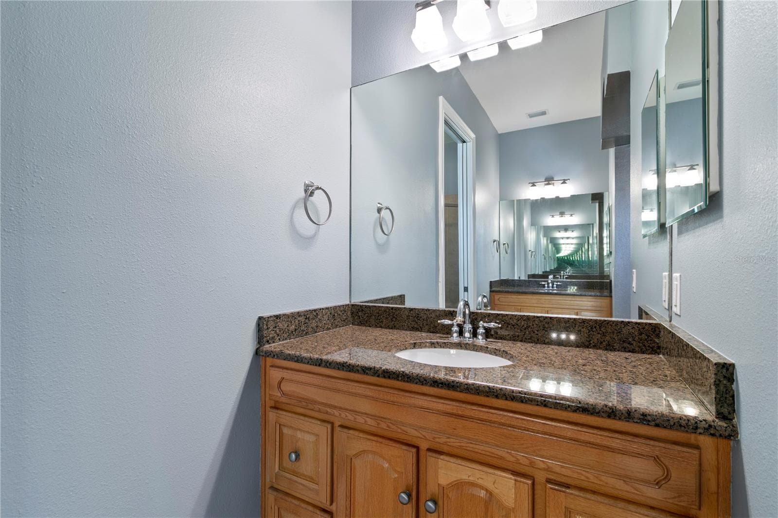 Townhouse at 11504 BELLAMAR ST, TAMPA, photo 29 of 40