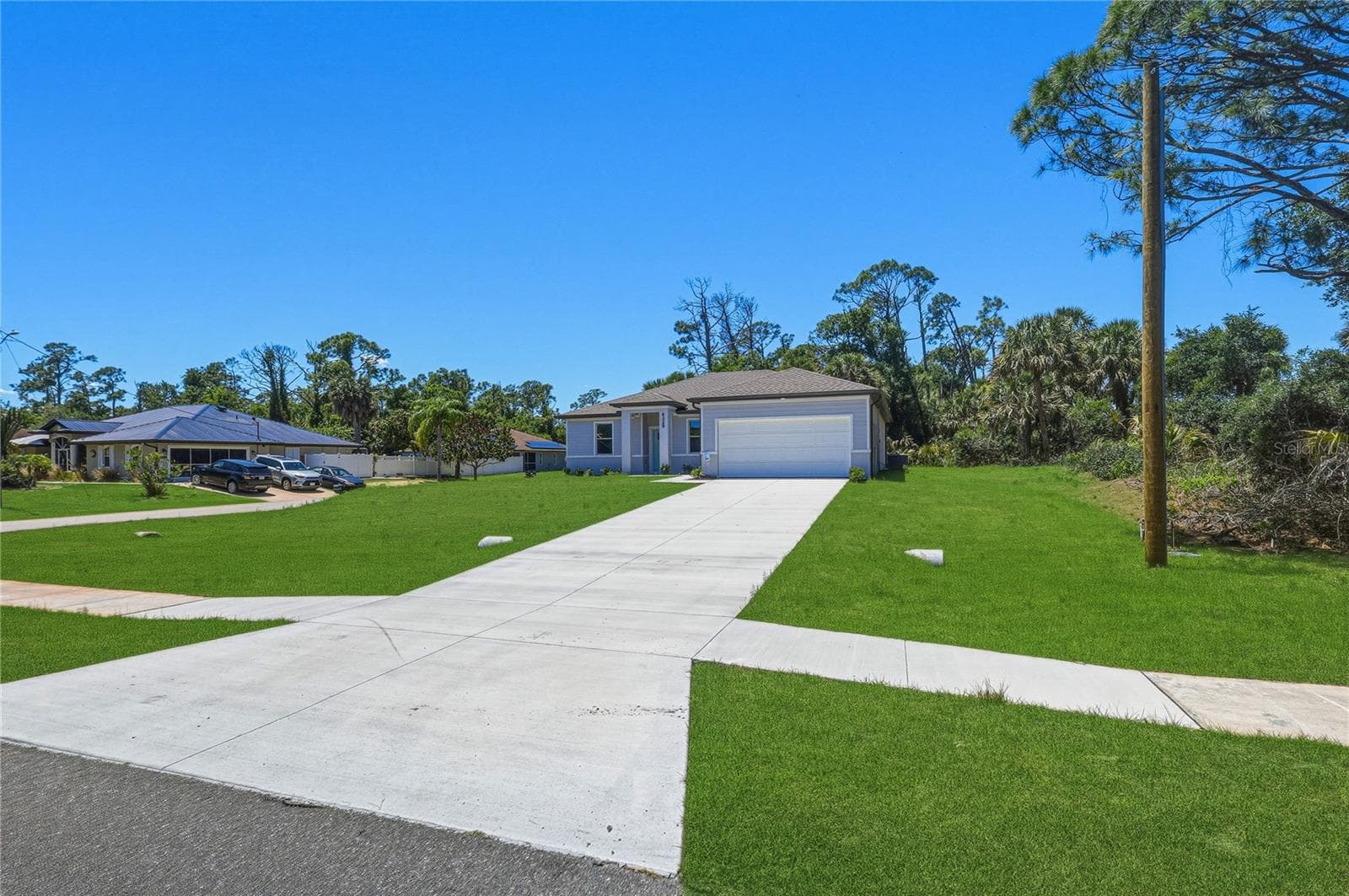 Single Family Residence at 1459 N CHAMBERLAIN BLVD, NORTH PORT, photo 13 of 105