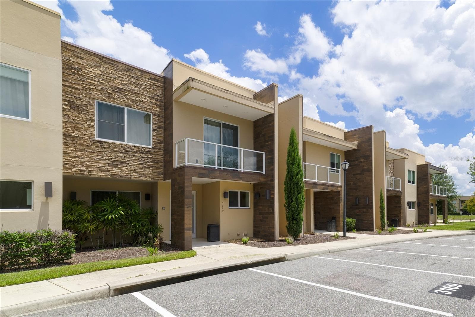 Townhouse at 3169 PANTANAL LN, KISSIMMEE, photo 5 of 41