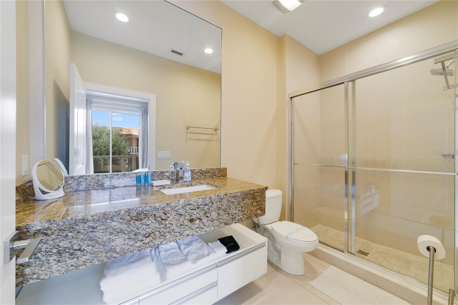 Townhouse at 3169 PANTANAL LN, KISSIMMEE, photo 16 of 41