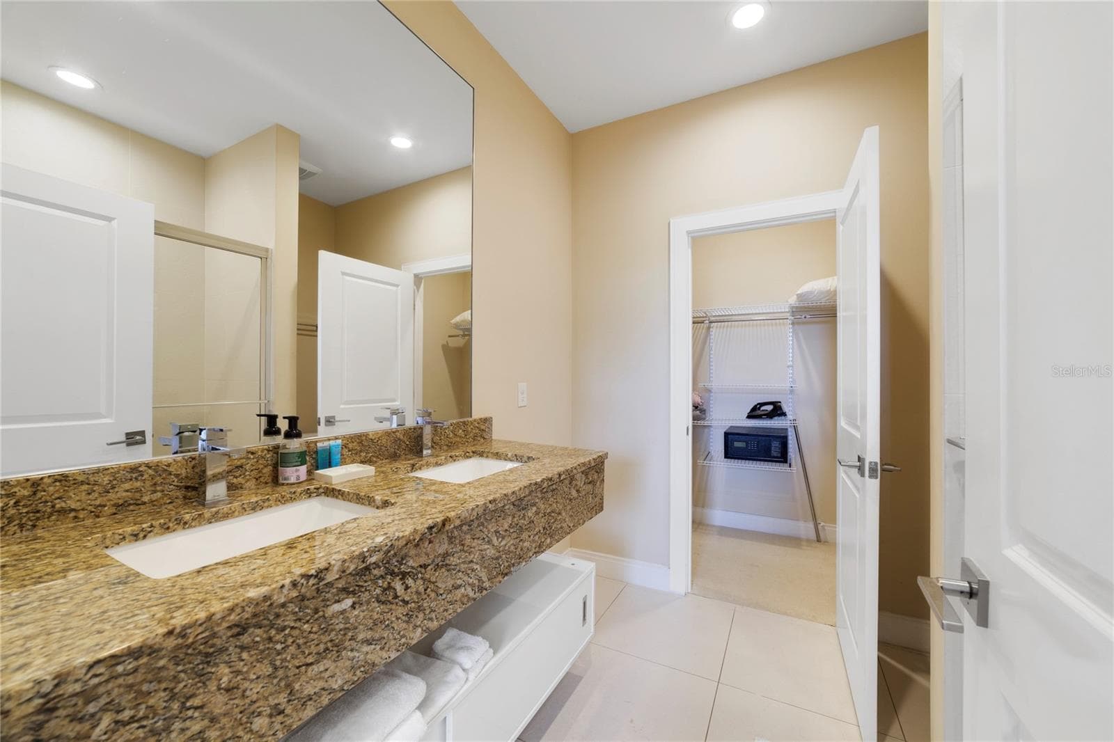 Townhouse at 3169 PANTANAL LN, KISSIMMEE, photo 22 of 41