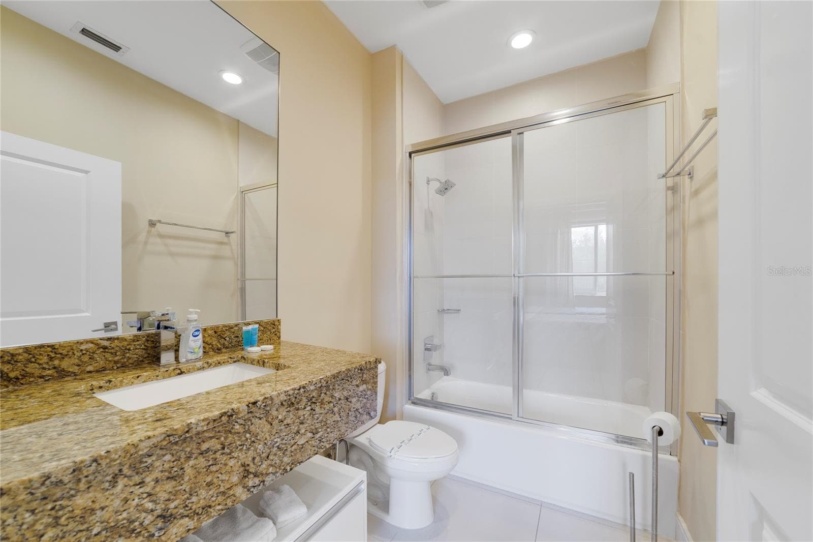 Townhouse at 3169 PANTANAL LN, KISSIMMEE, photo 29 of 41