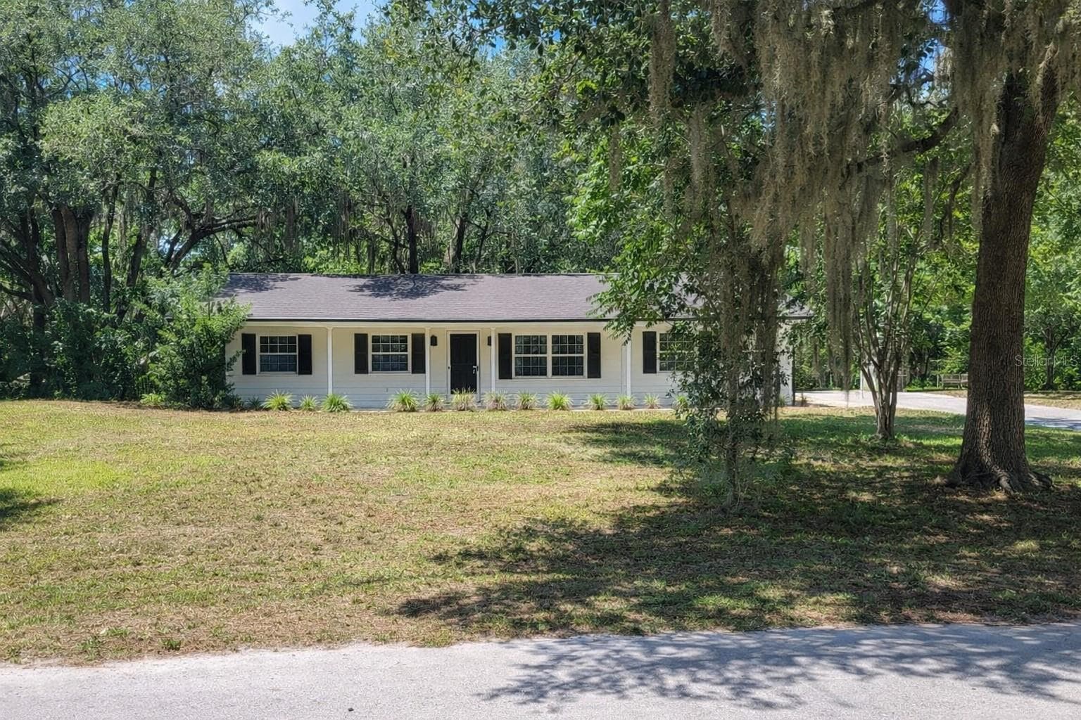 3036 LOWERY DR