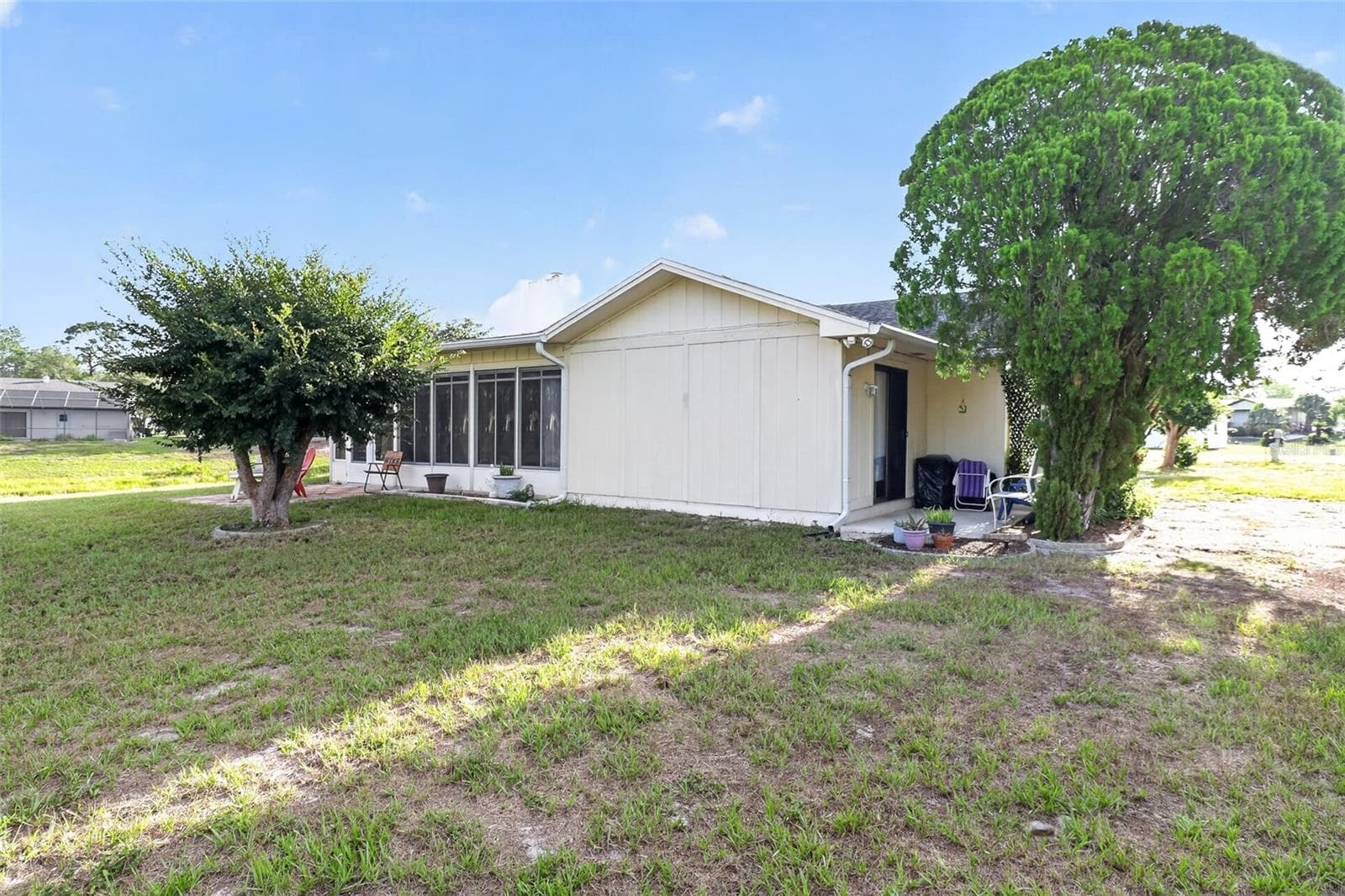 Single Family Residence at 7465 GALLOWAY RD, WEEKI WACHEE, photo 6 of 35