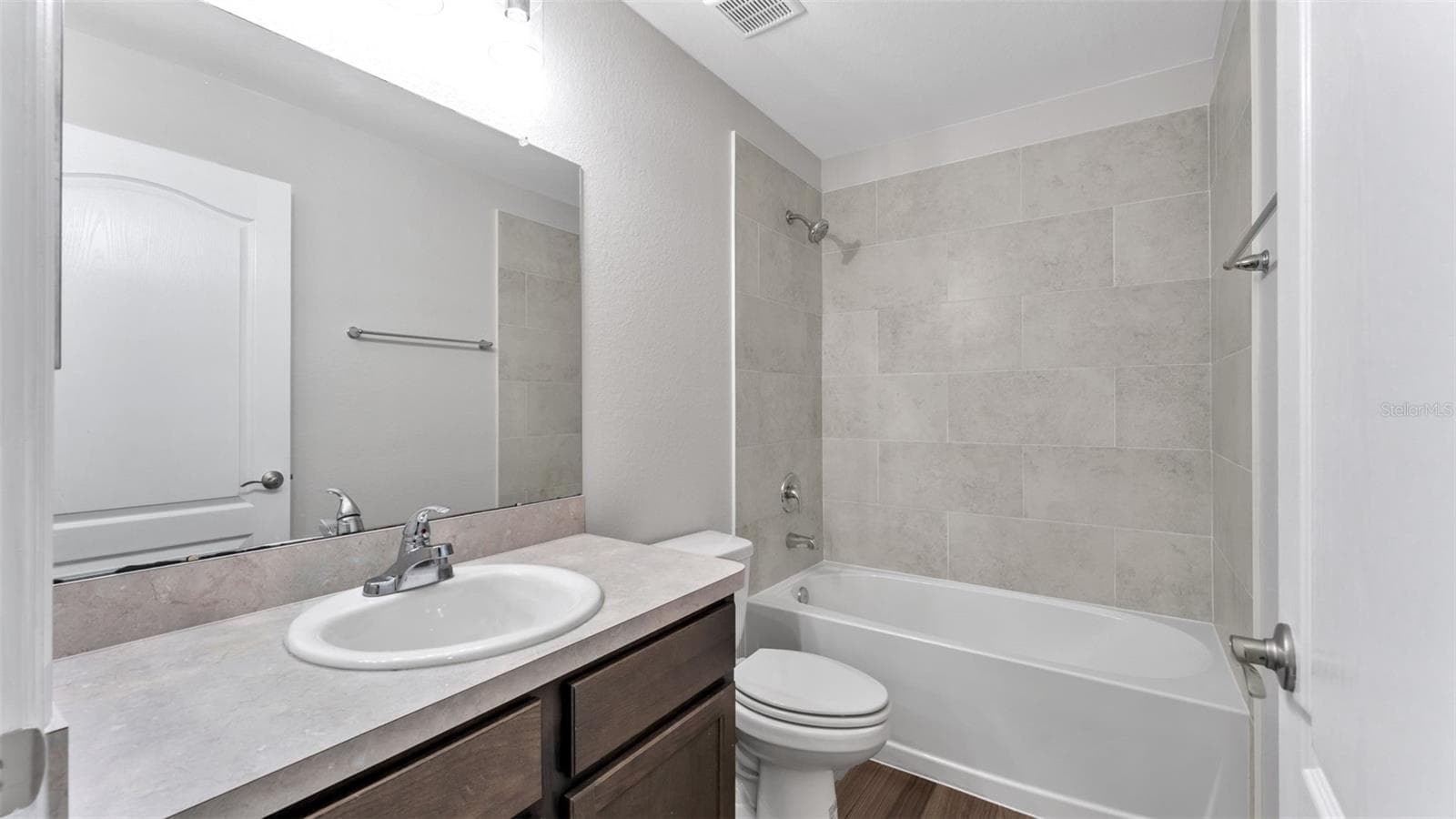 Hall Bath - 1268 PINTAIL PL, LAKELAND