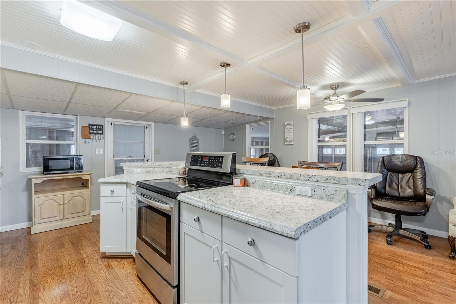 Mobile Home at 1030 CAPELLA DR, TAVARES, photo 4 of 57