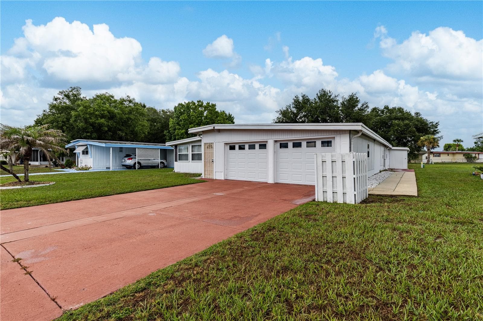 Mobile Home at 1030 CAPELLA DR, TAVARES, photo 42 of 57