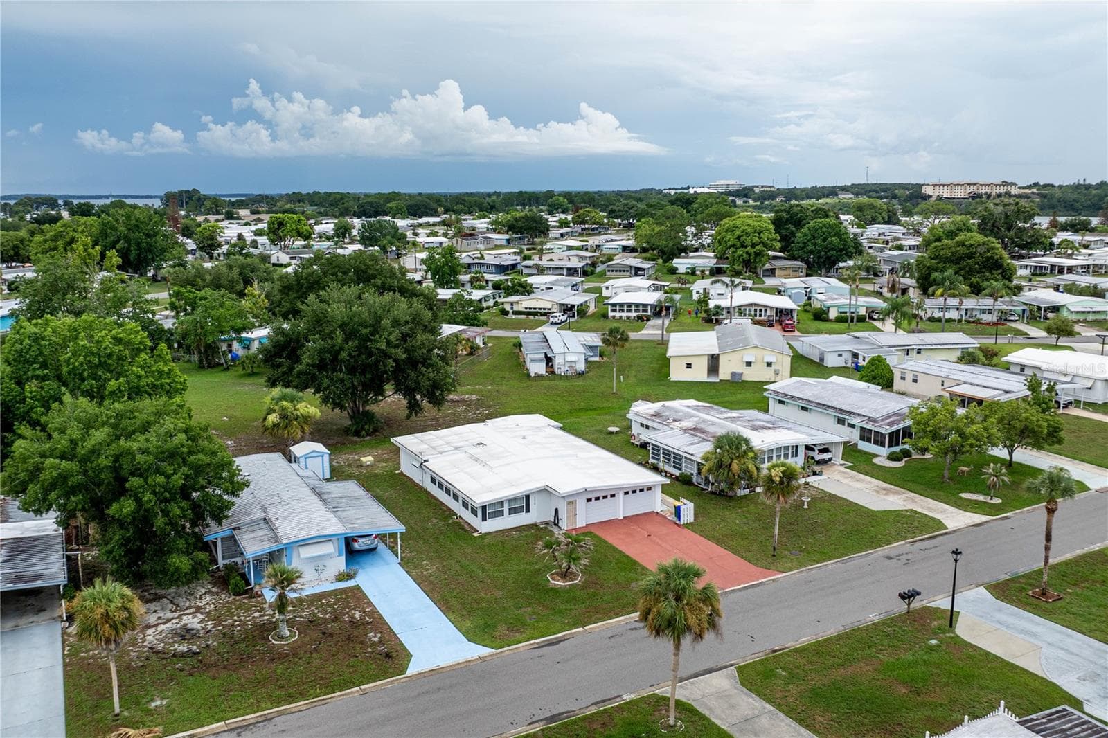 Mobile Home at 1030 CAPELLA DR, TAVARES, photo 51 of 57