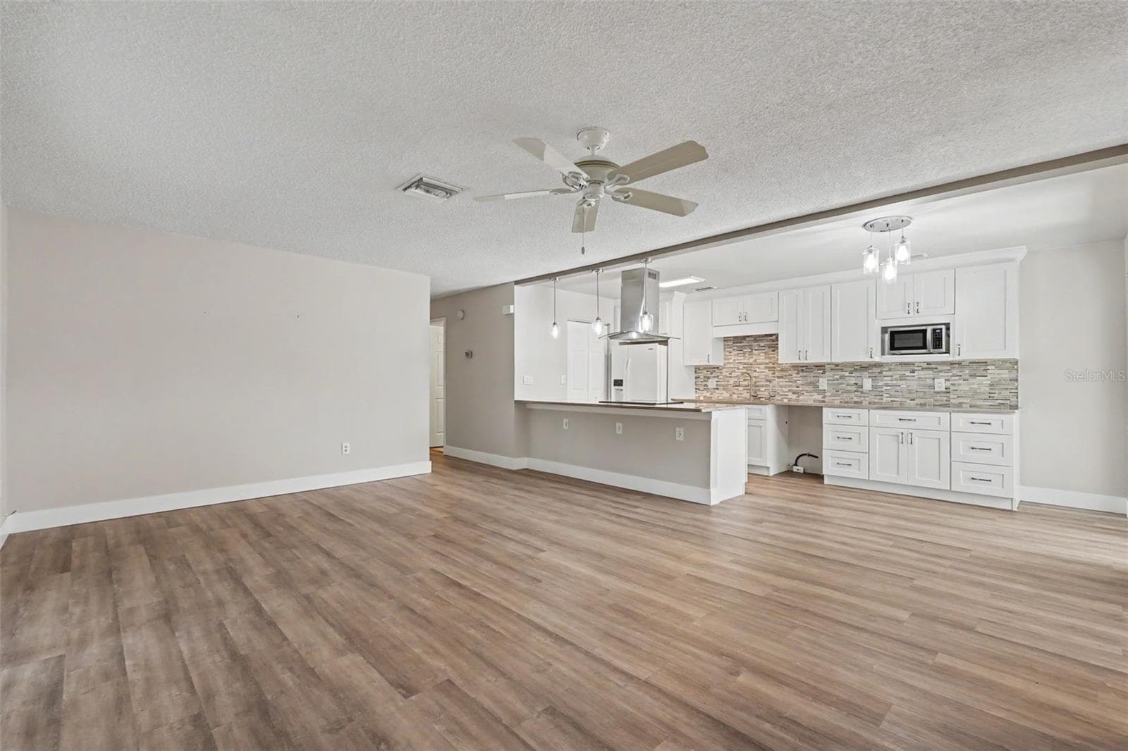Villa at 1502 16TH CIR SE, LARGO, photo 8 of 48