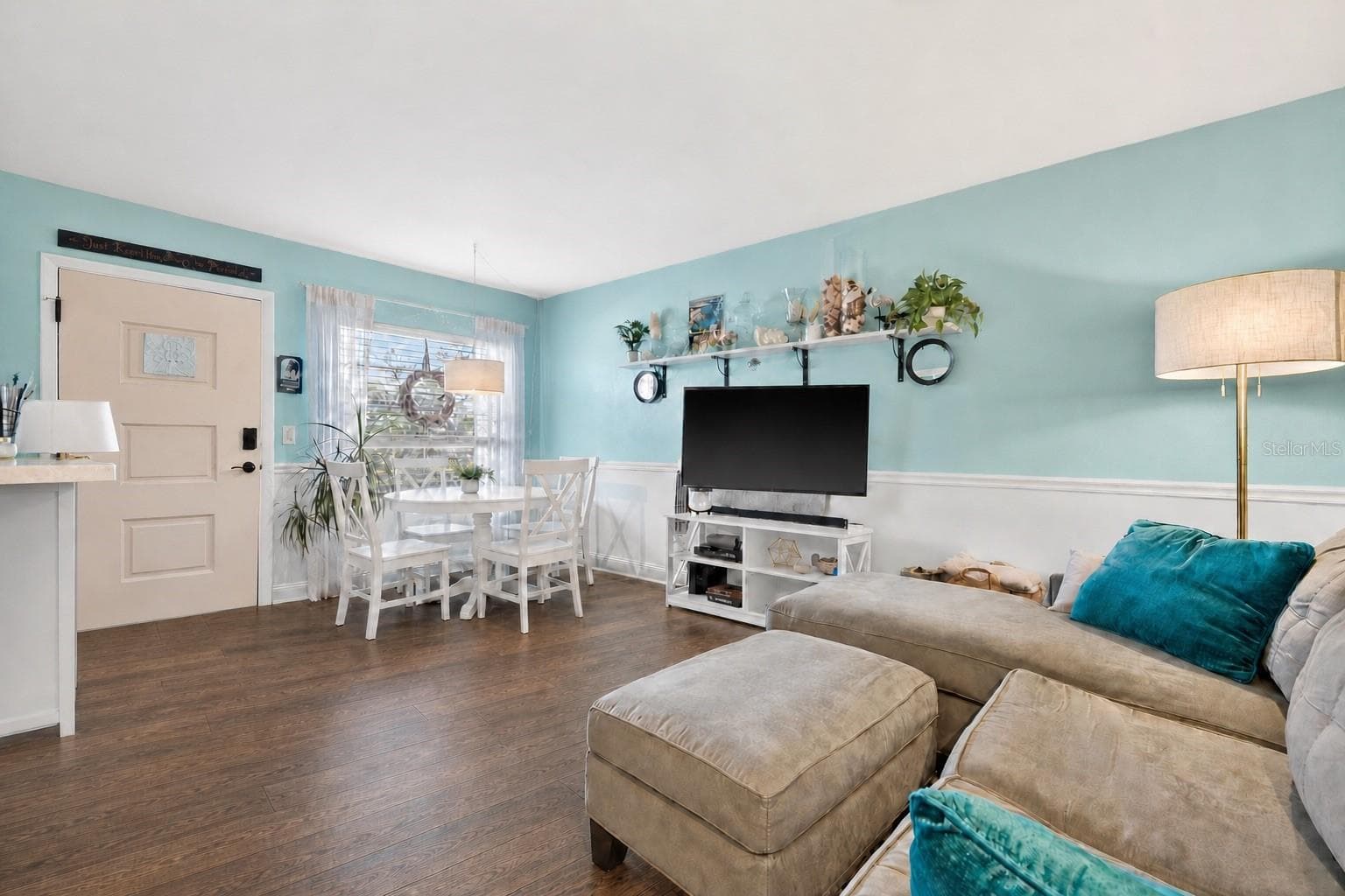 Condominium at 4000 3RD ST N #304, ST PETERSBURG, photo 4 of 25