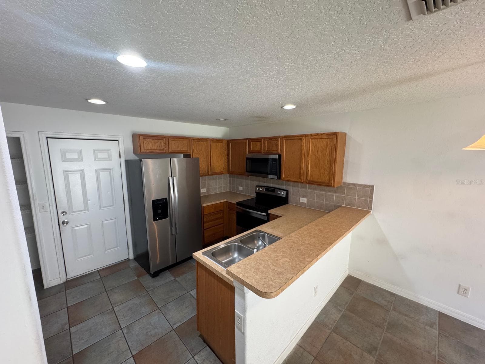 Townhouse at 561 CRESTING OAK CIR #86, ORLANDO, photo 18 of 29