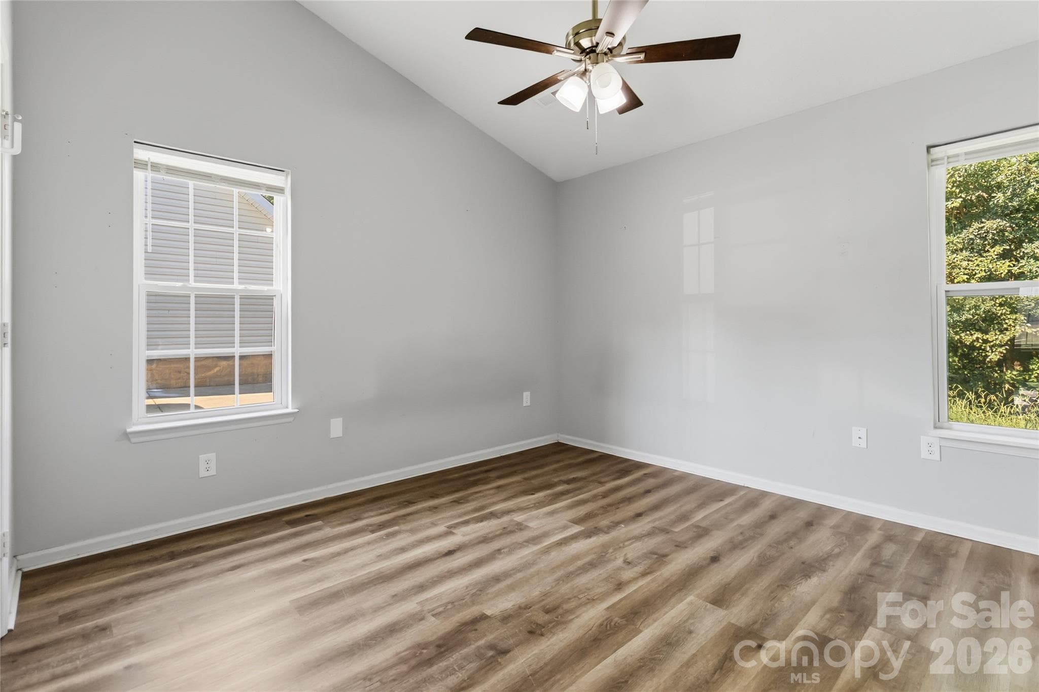 Primary Bedroom - Charlotte