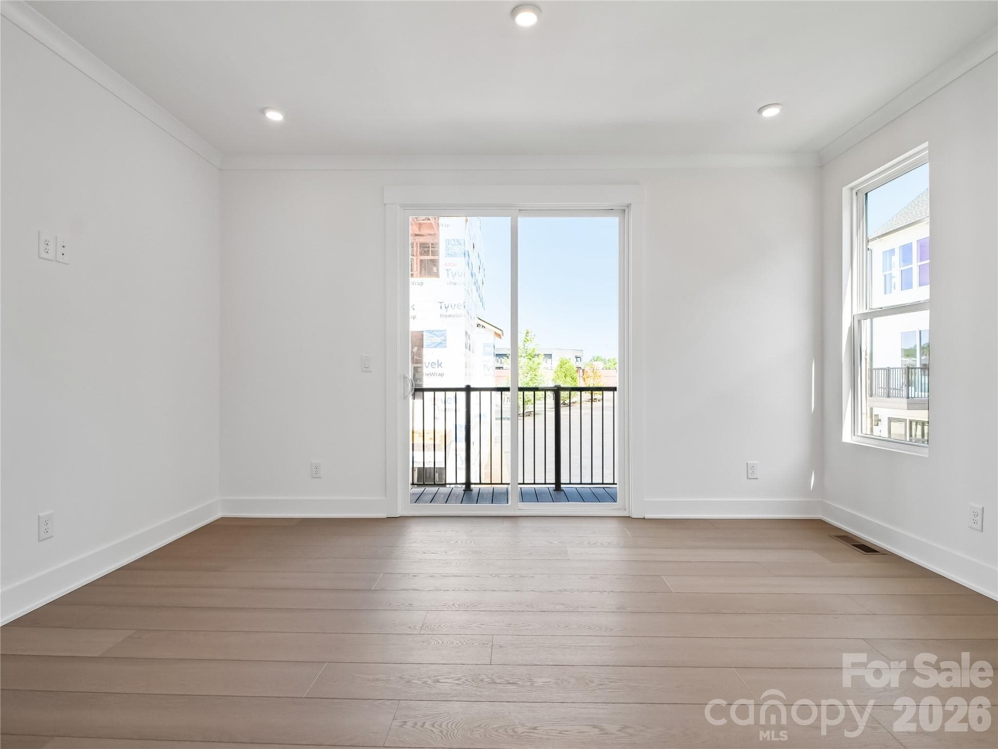 Family Room with balcony access - Charlotte