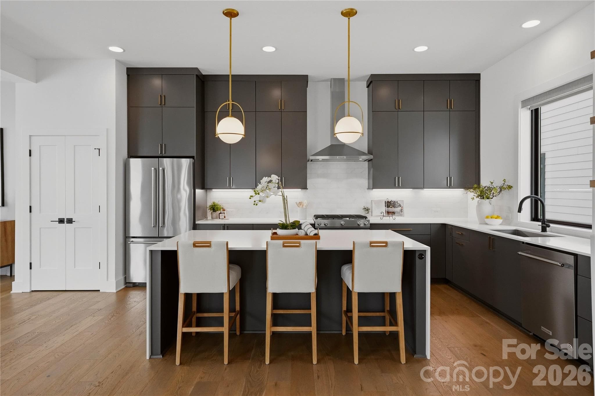 Condominium at Charlotte, photo 8 of 51