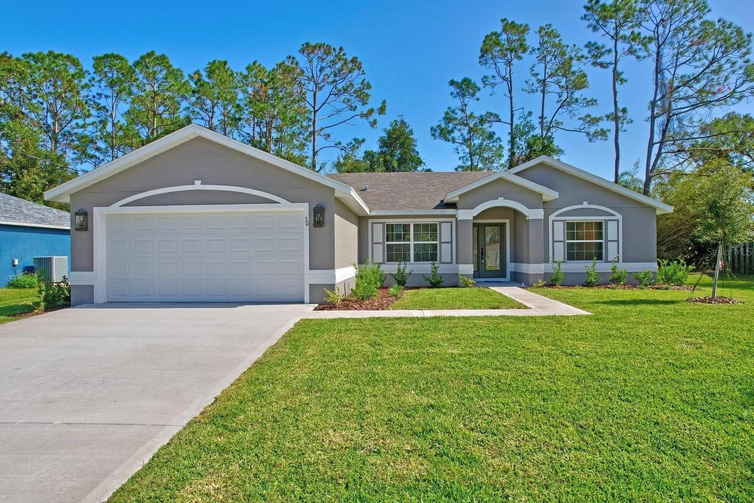 25 PRINCE MICHAEL LN