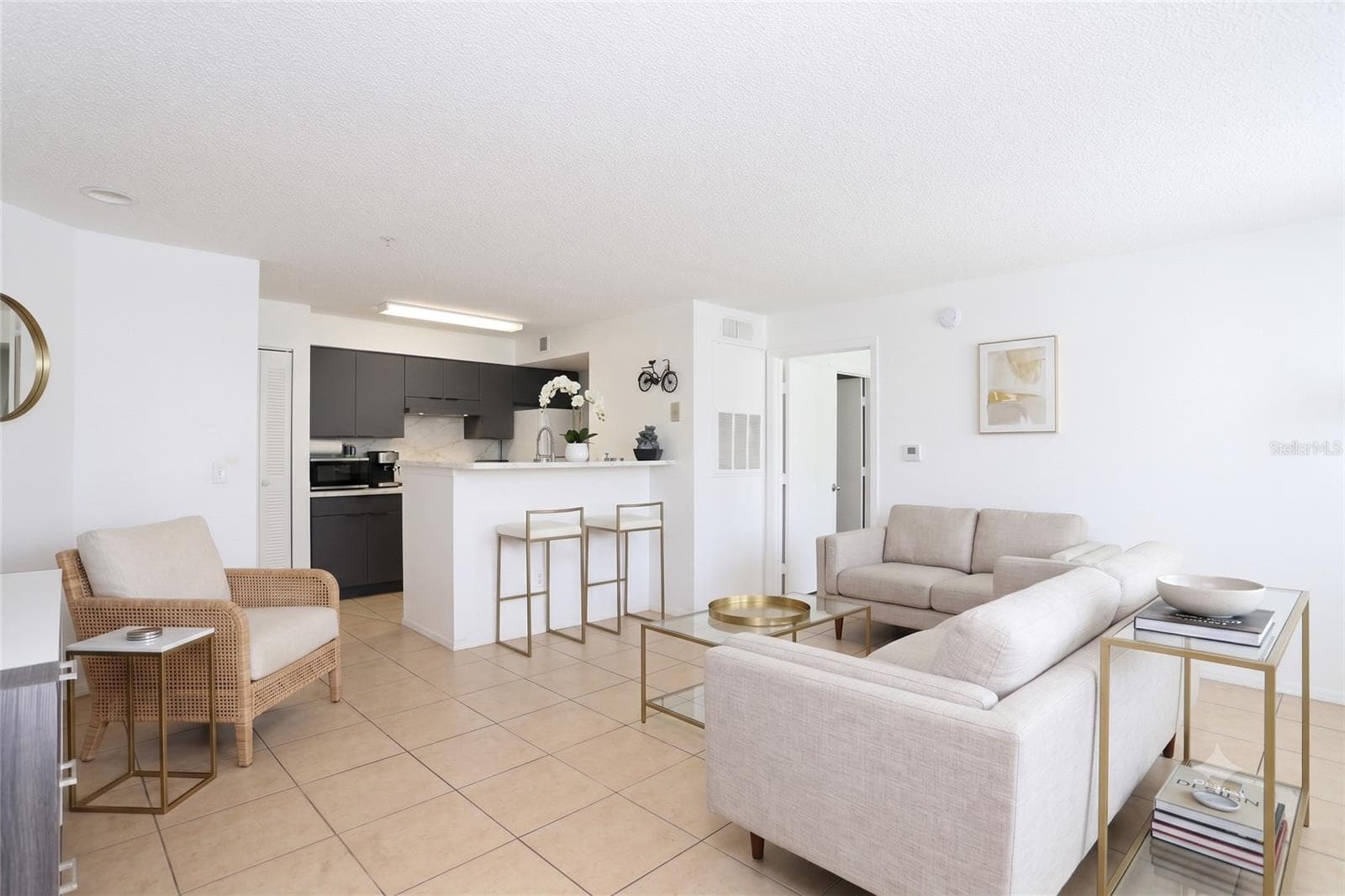 Ai enhanced - 2209 ANTIGUA PL #828, KISSIMMEE