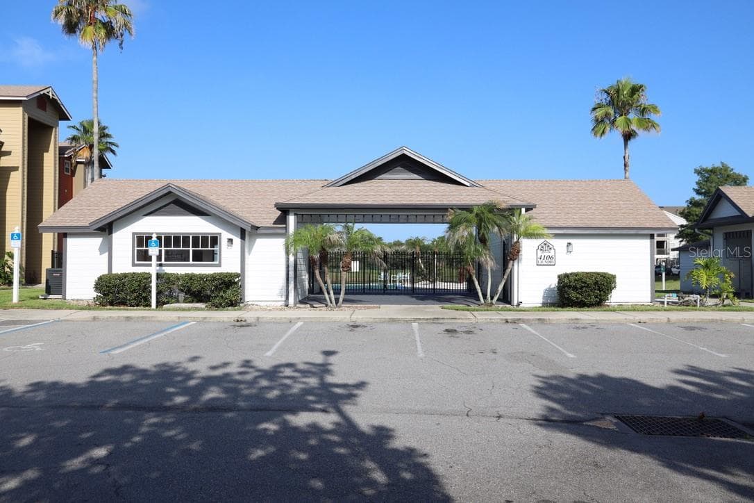 Condominium at 2209 ANTIGUA PL #828, KISSIMMEE, photo 26 of 28