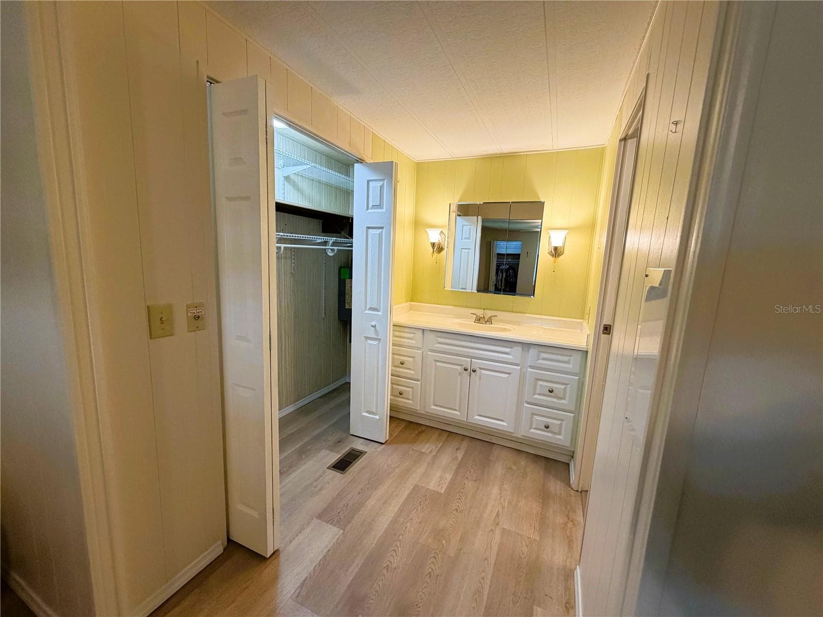 Mobile Home at 346 PALO VERDE DR, LEESBURG, photo 35 of 49