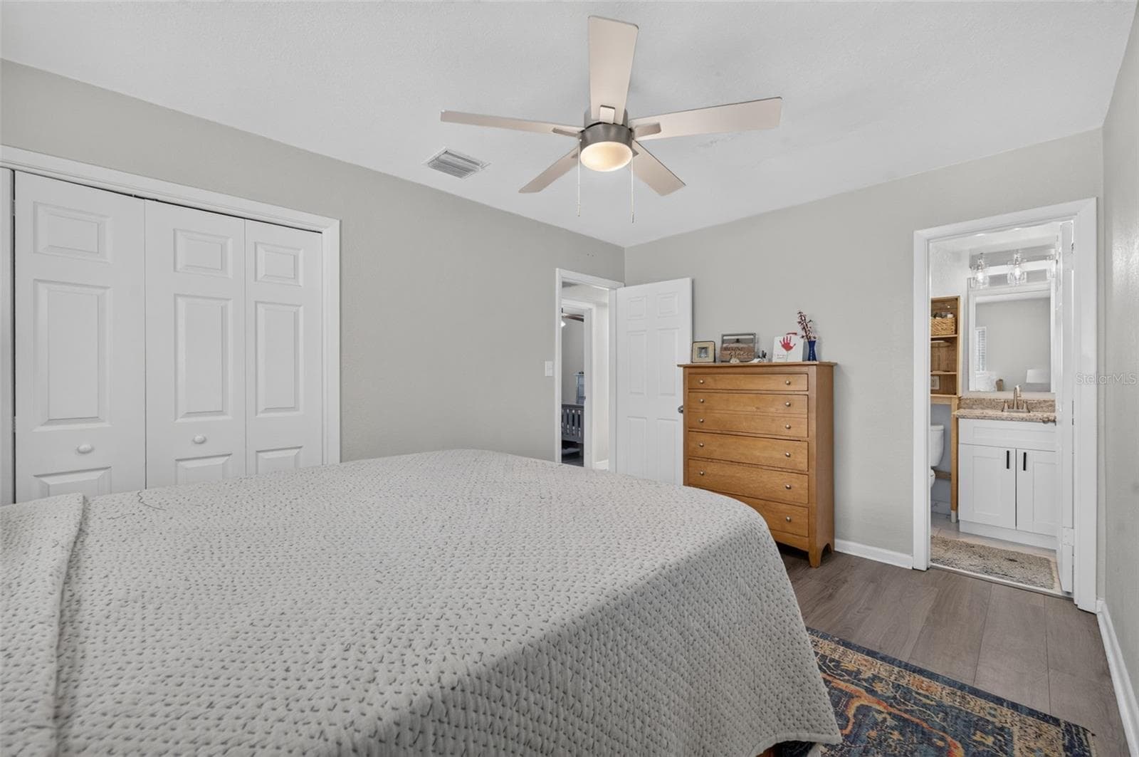 Primary Bedroom to Bath - 619 MARSHALL ST, ALTAMONTE SPRINGS
