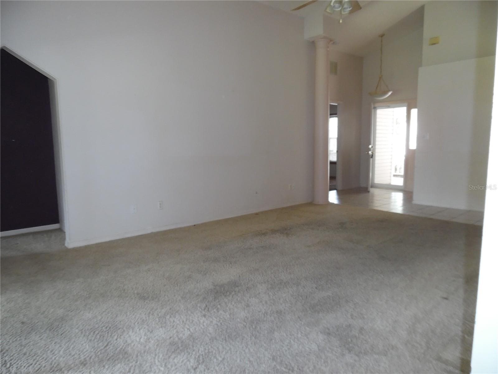 Living Room looking towards front door - 24947 CRANES ROOST CIR, LEESBURG