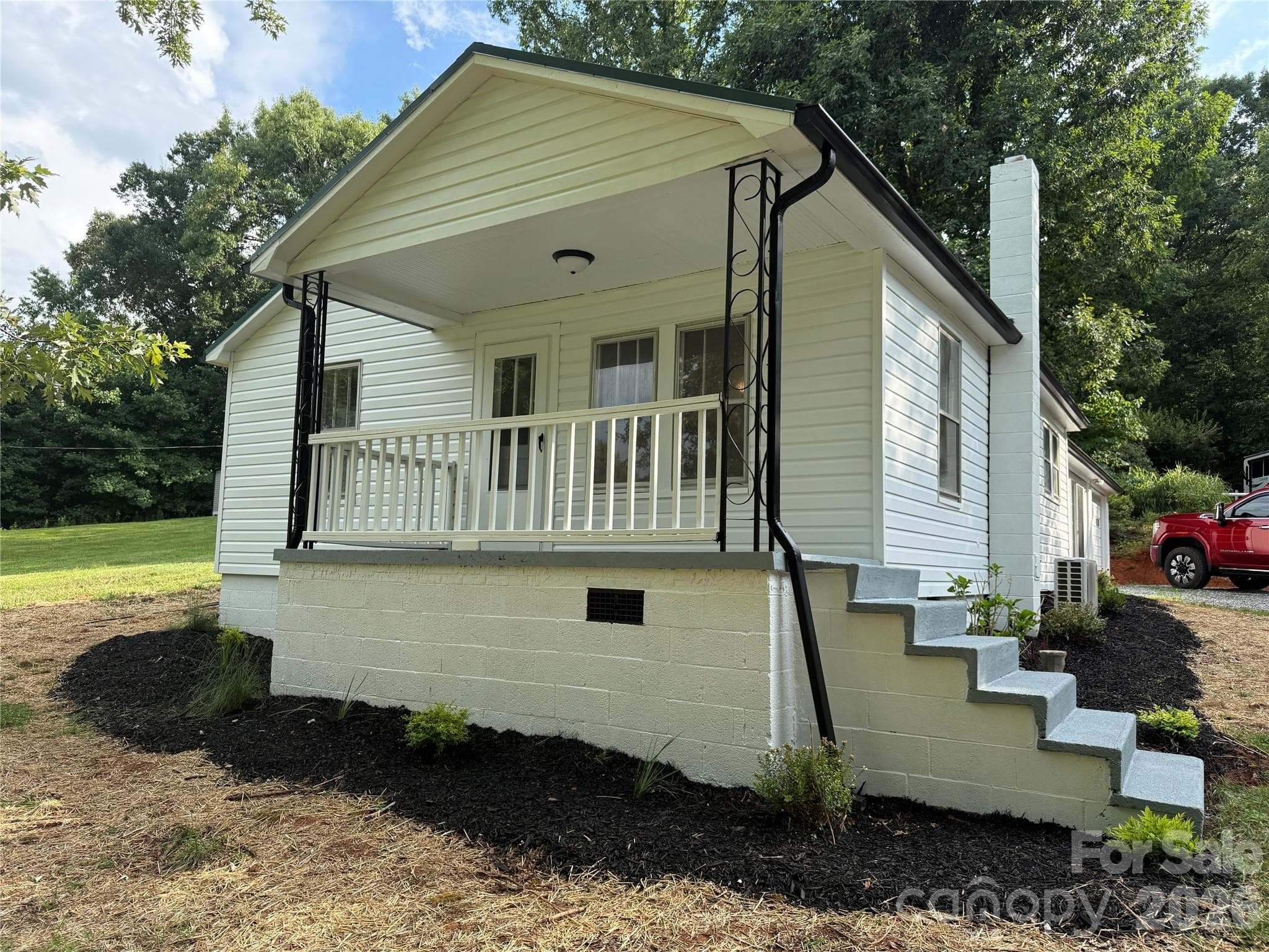 Single Family Residence at Morganton, photo 2 of 23
