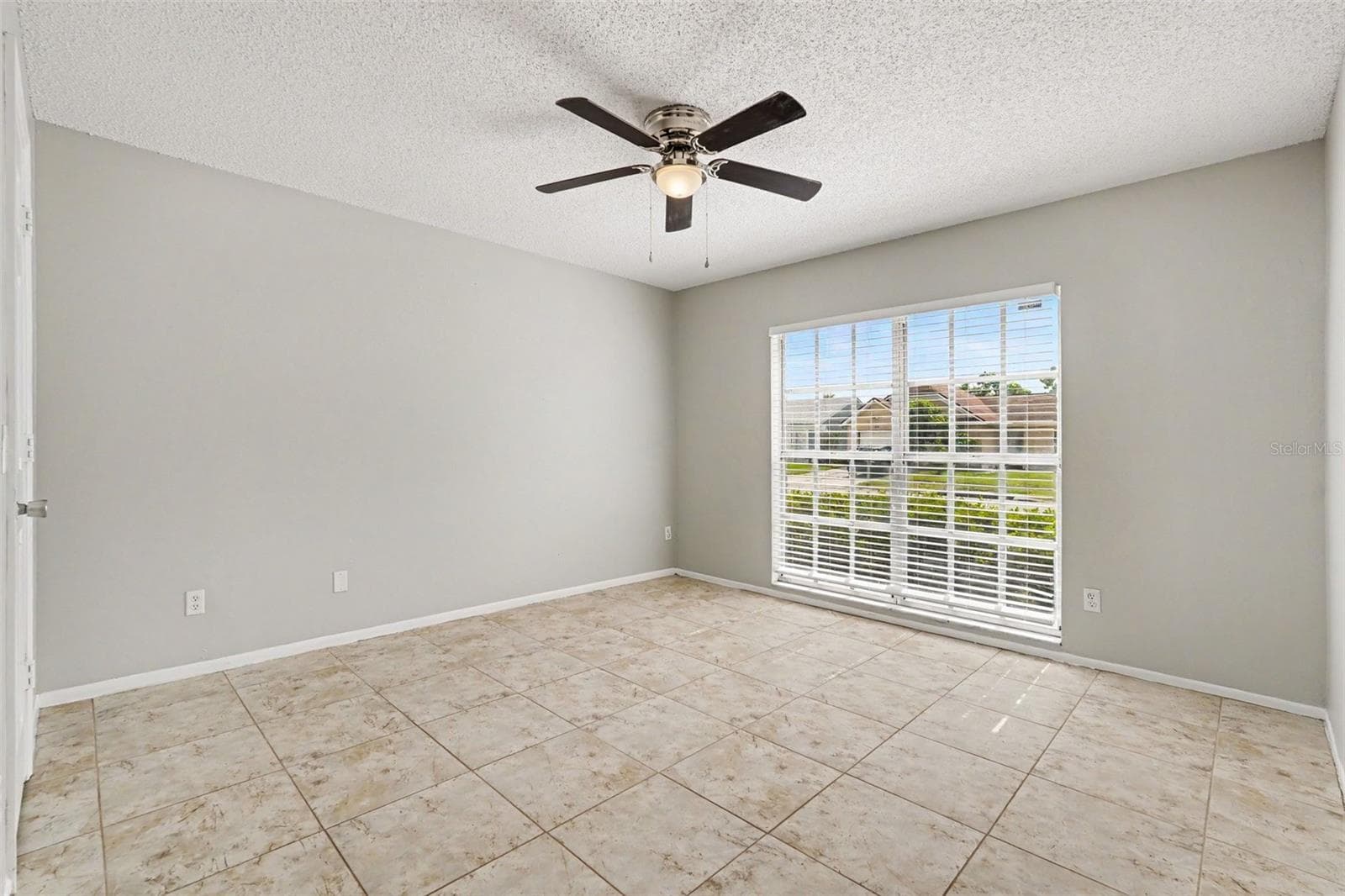 Single Family Residence at 8304 NATCHEZ ST, TAMPA, photo 7 of 17