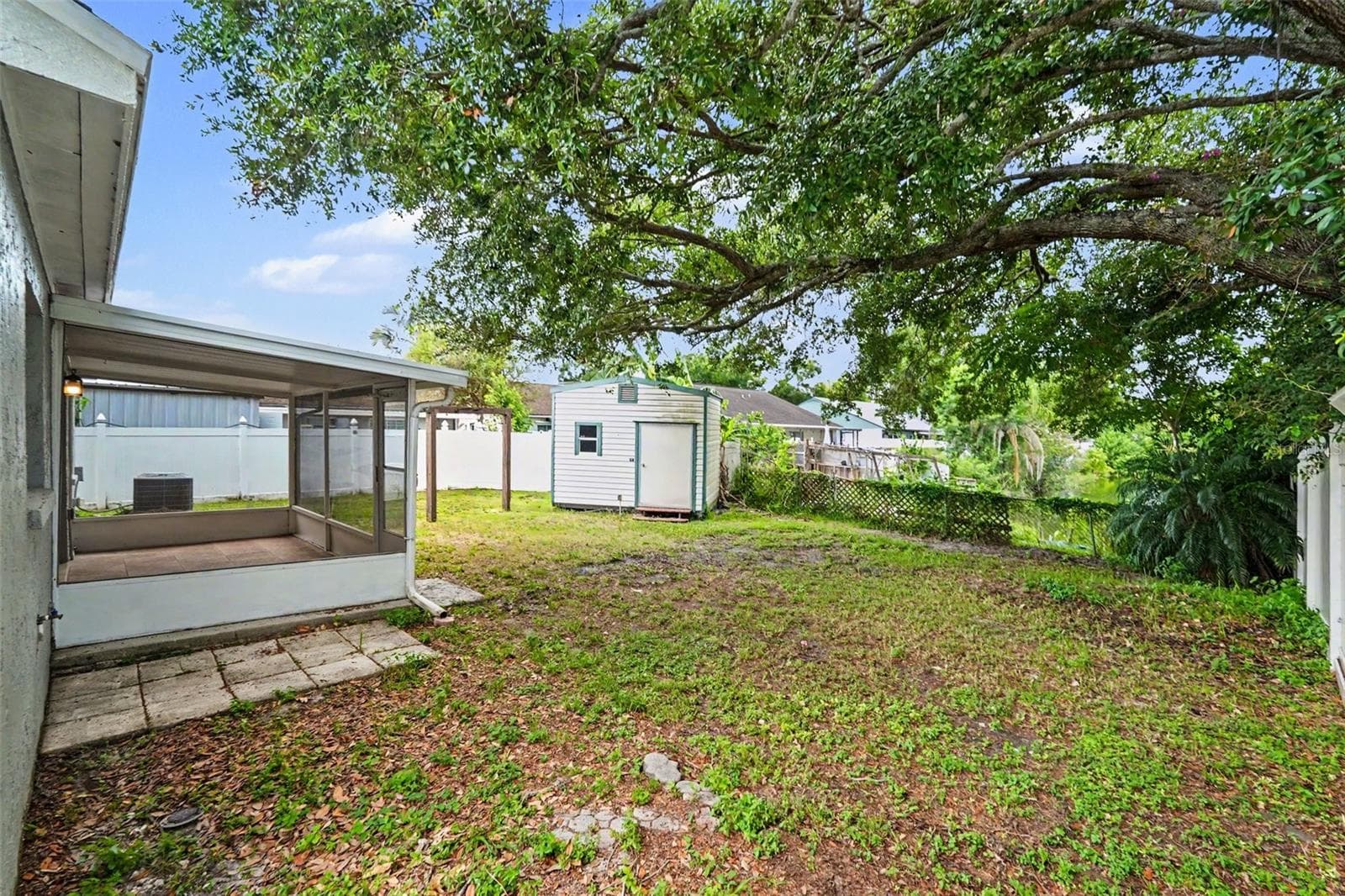 Single Family Residence at 8304 NATCHEZ ST, TAMPA, photo 17 of 17