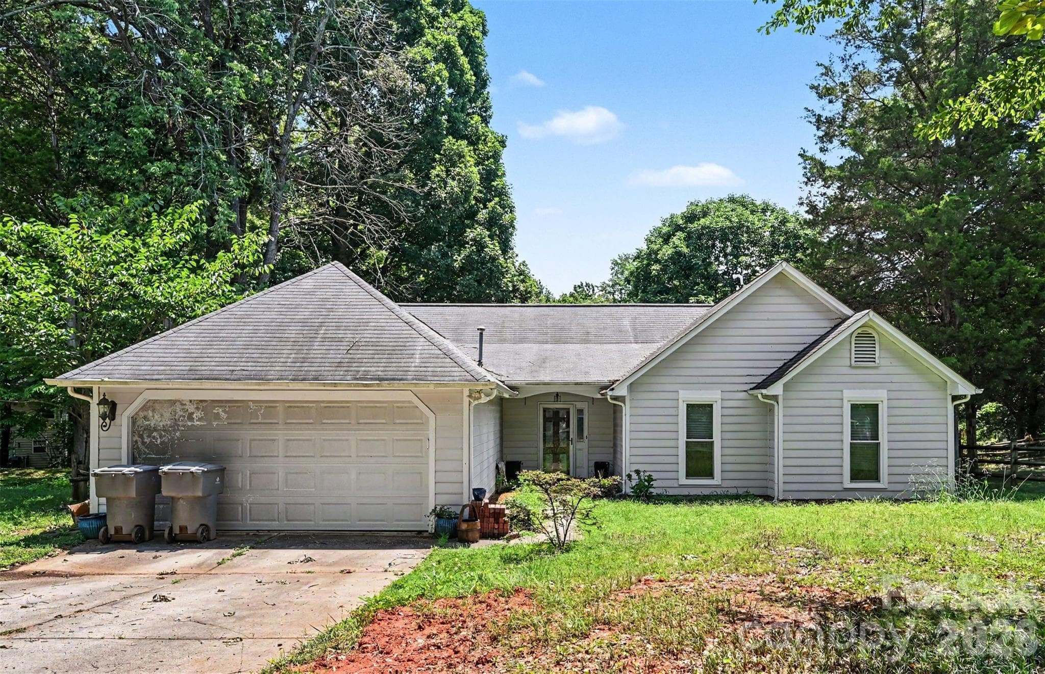 Perfect cul-de-sac home - Charlotte