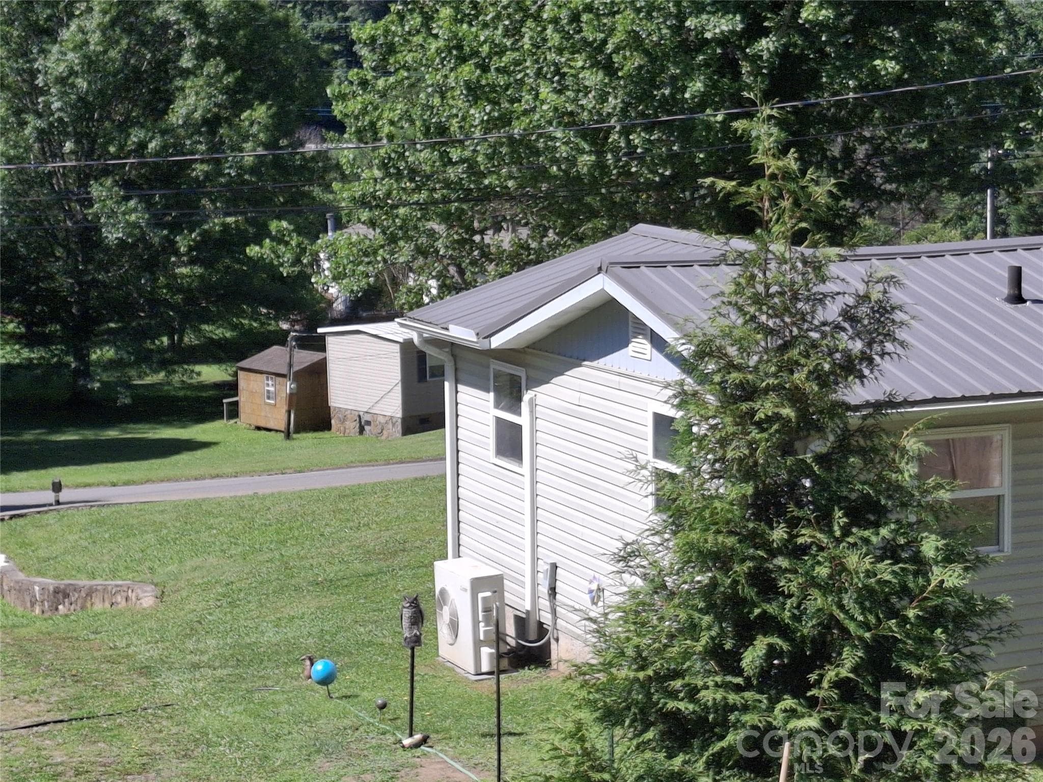 Side - Canton