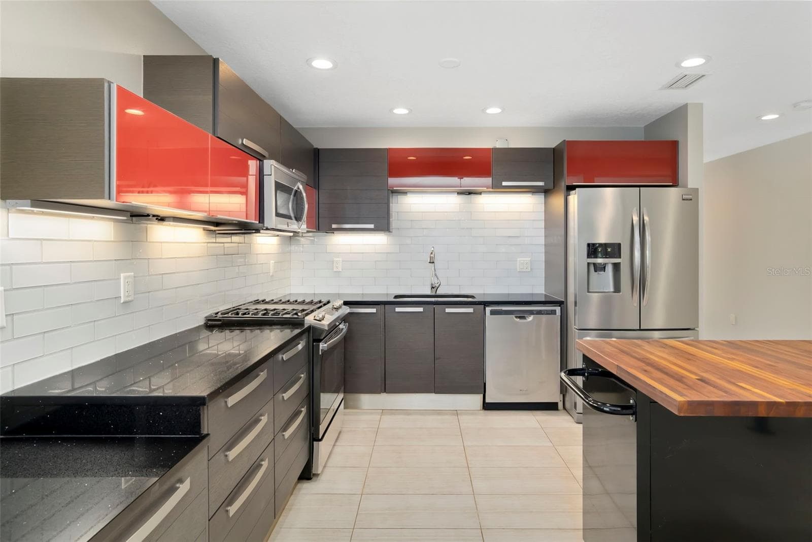 Kitchen - 4820 KESTRAL PARK CIR #18, SARASOTA