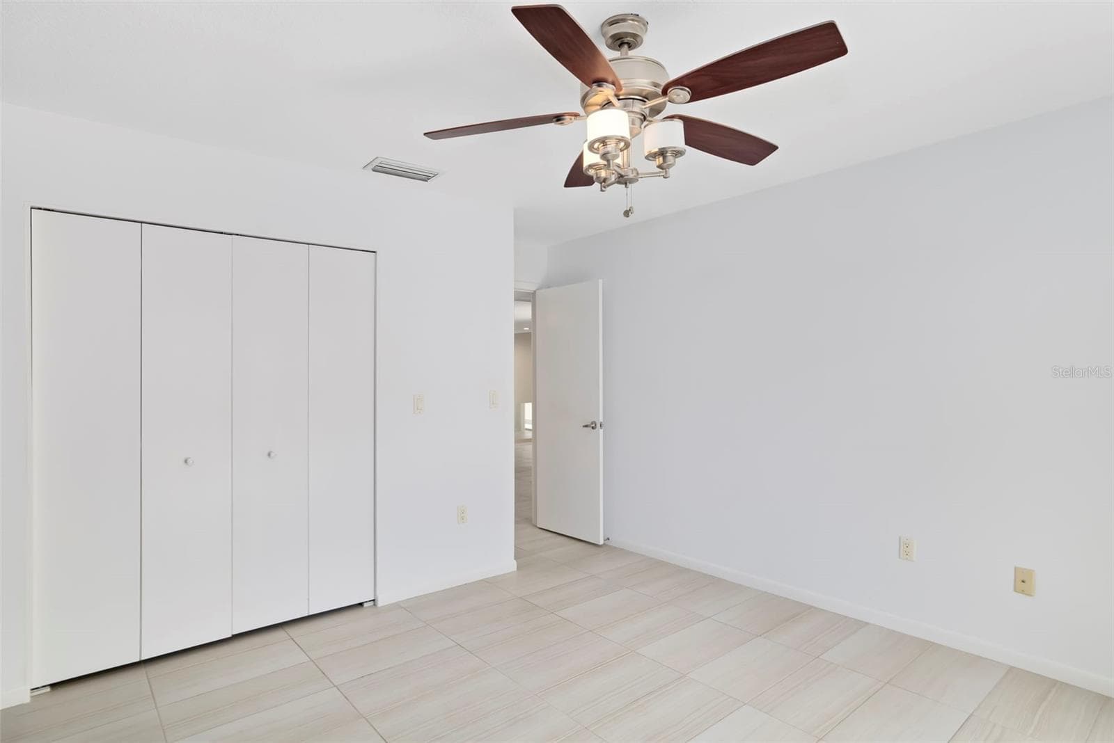 Second Bedroom - 4820 KESTRAL PARK CIR #18, SARASOTA