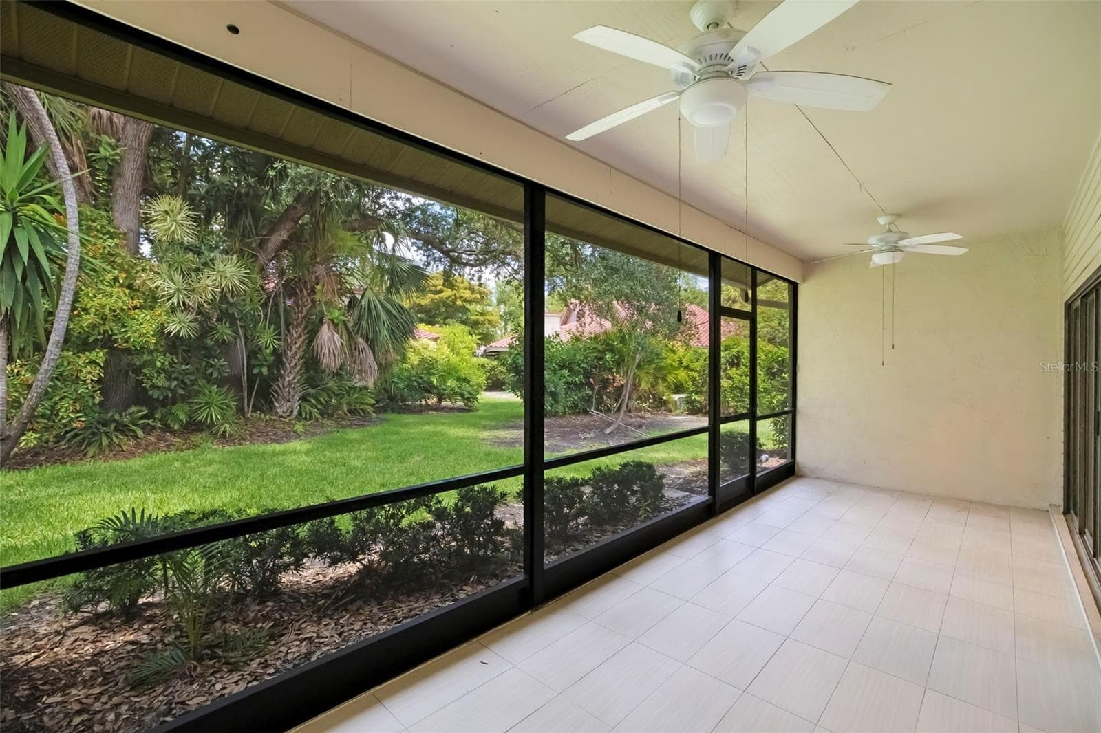 Back Screened Patio - 4820 KESTRAL PARK CIR #18, SARASOTA