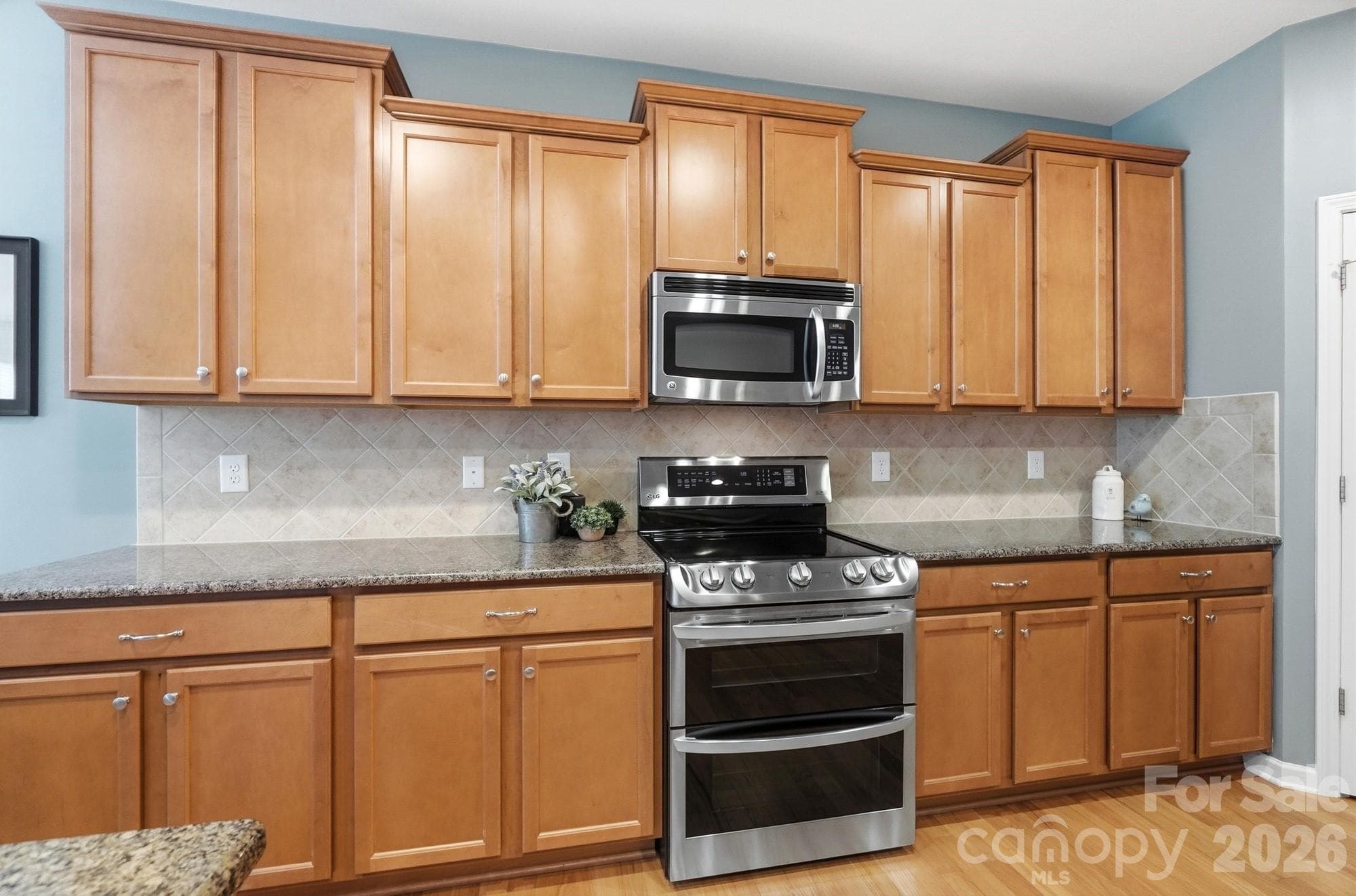 Single Family Residence at 3715 Franklin Meadows Drive, Matthews, photo 4 of 22