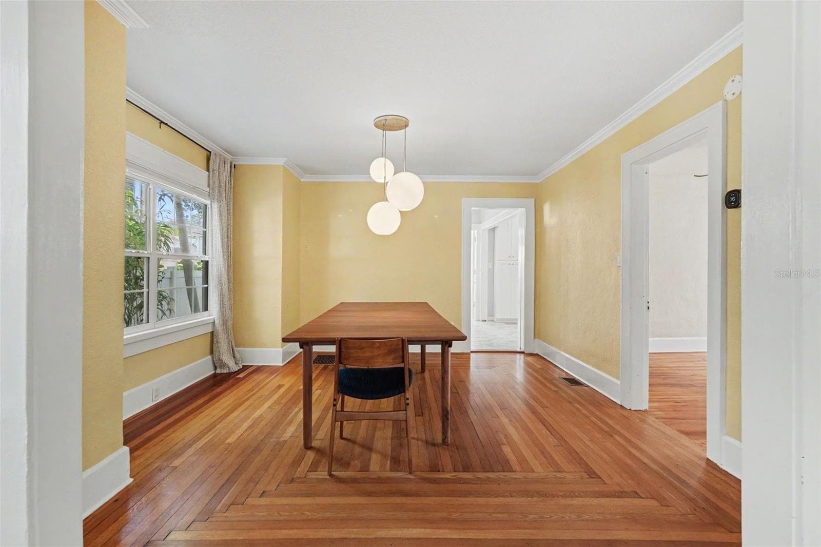 The spacious dining room is ready for everything from casual weeknight meals to long dinners with family and friends. - 857 21ST AVE N, ST PETERSBURG