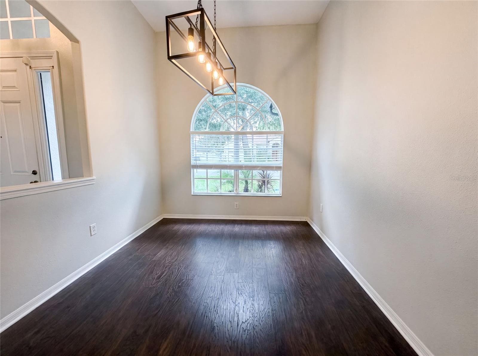 Single Family Residence at 222 TAYLOR BAY LN, BRANDON, photo 18 of 21