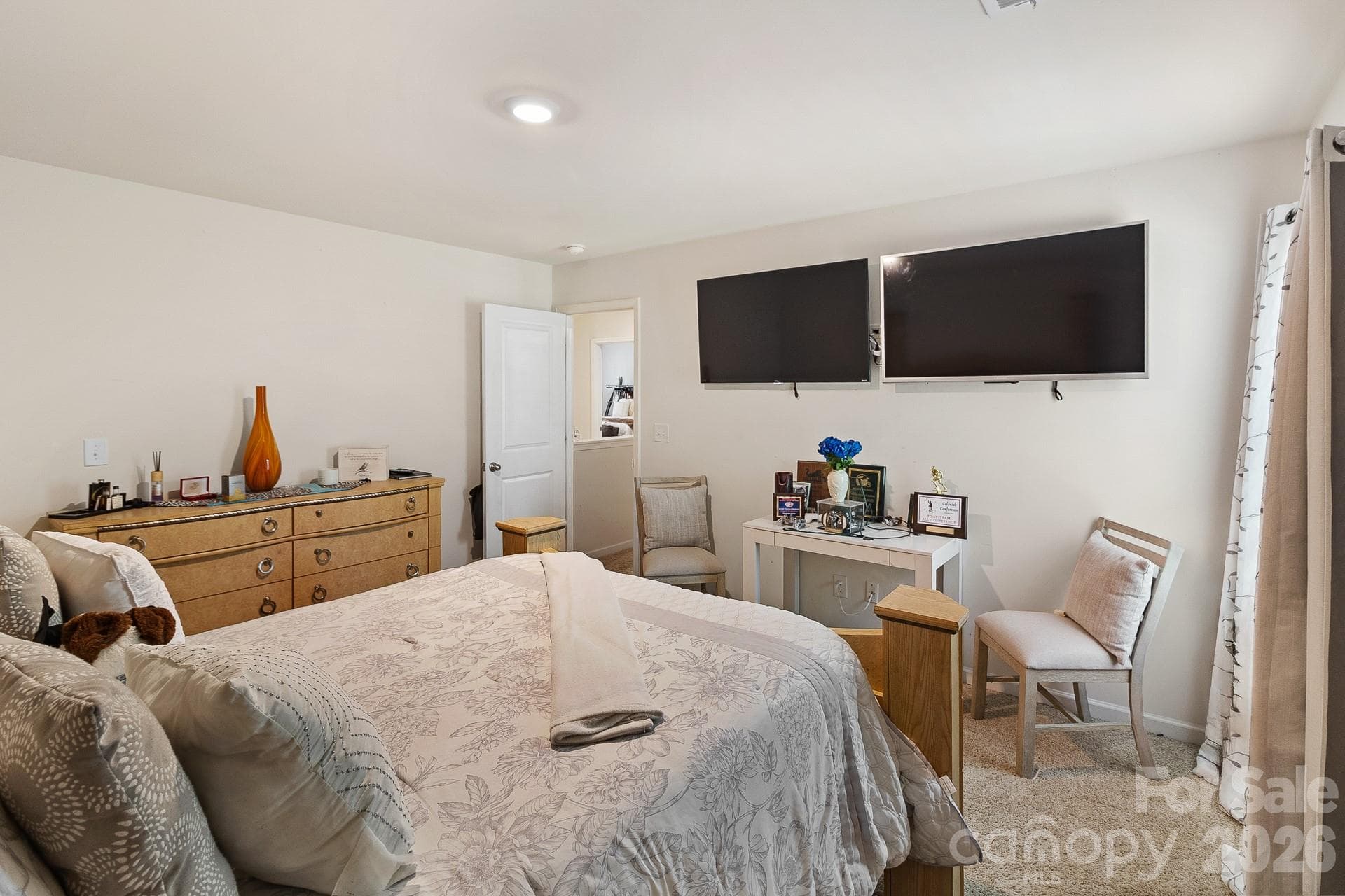 Single Family Residence at Charlotte, photo 17 of 30