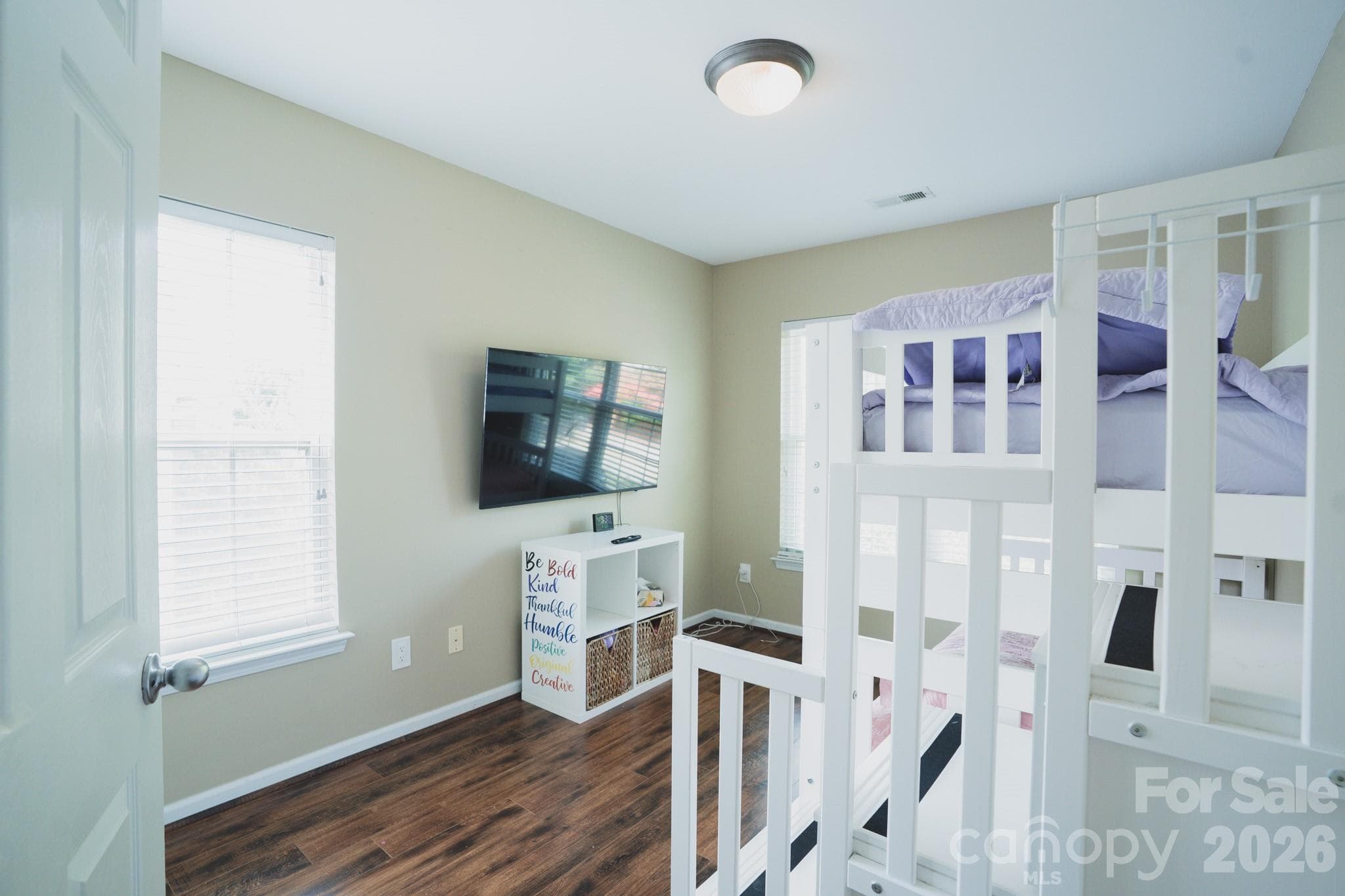 Lots of light and spacious - Charlotte