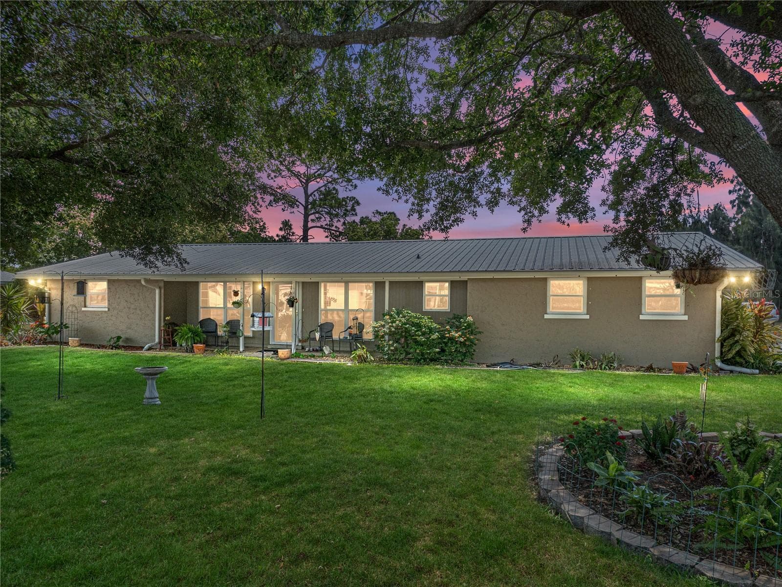 246 CANAL DR