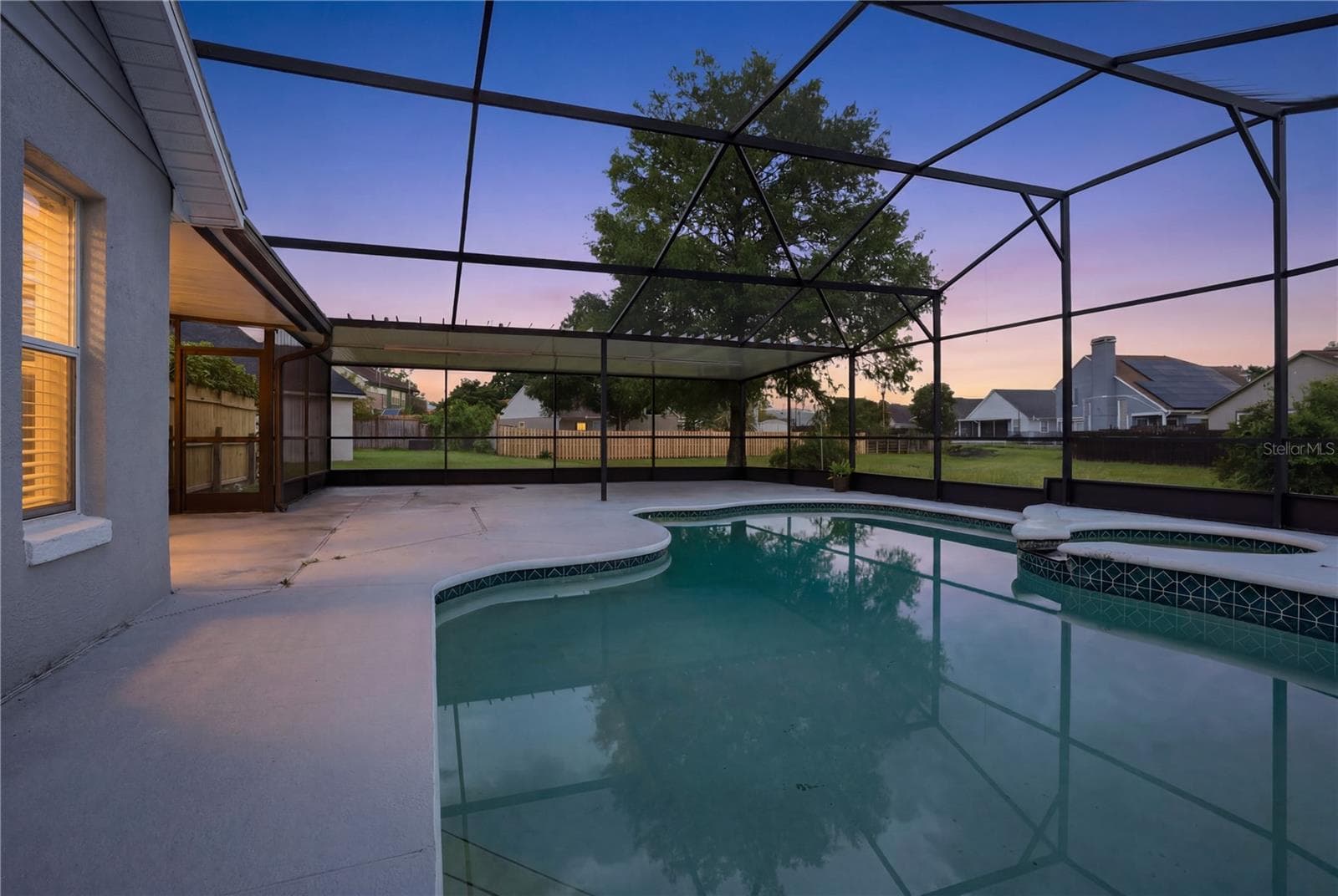 Single Family Residence at 4702 FORT BRAVO CT, ORLANDO, photo 4 of 39